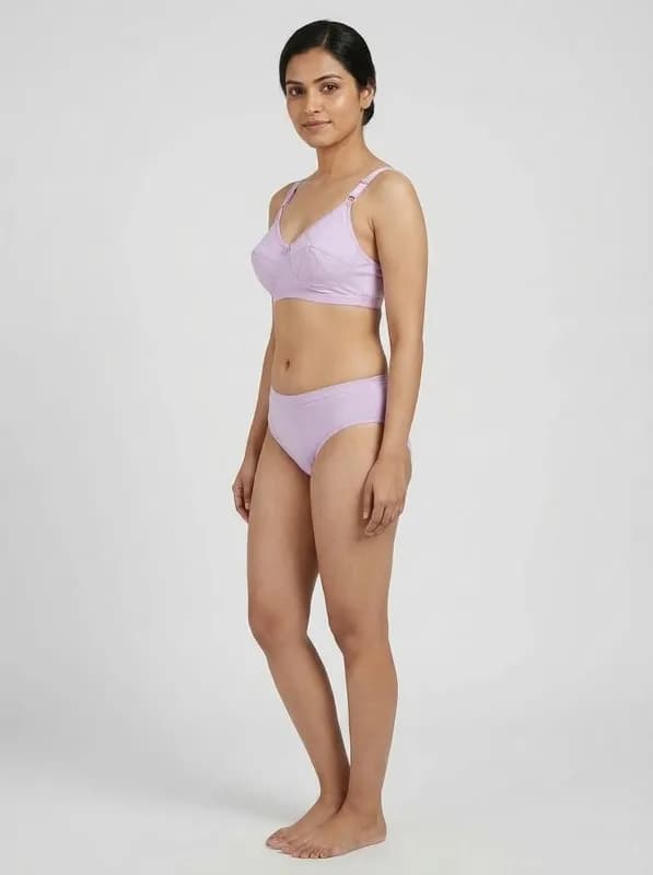 AI lingerie photo: side view of a lilac cotton bra and briefs on a model